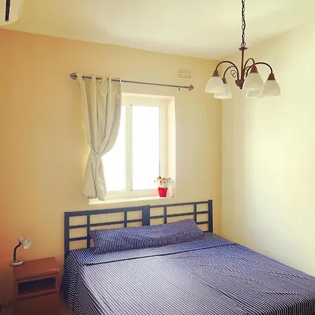 Sliema, Gzira,most Central,500 Meters From Sea Front بيت ضيافة سليمة